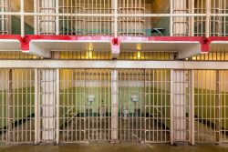 Closing Federal Private Prisons